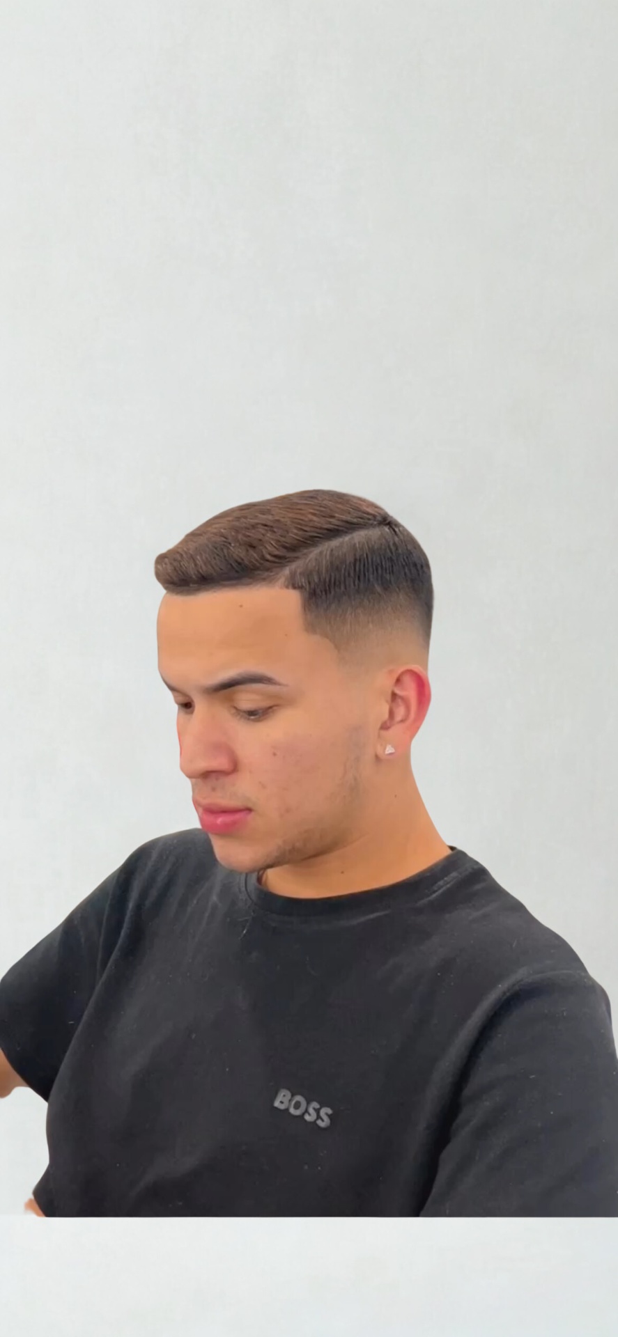 Side part clássico com fade