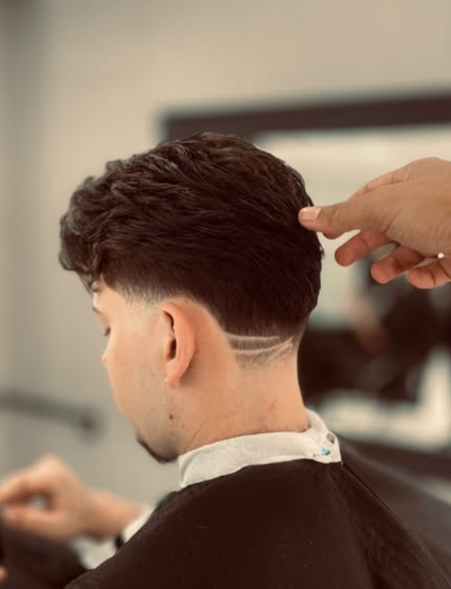 Corte fade preciso